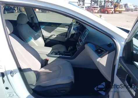 2018 Hyundai Sonata Limited z USA, uszkodzony, nr VIN 5NPE34AF0JH627583